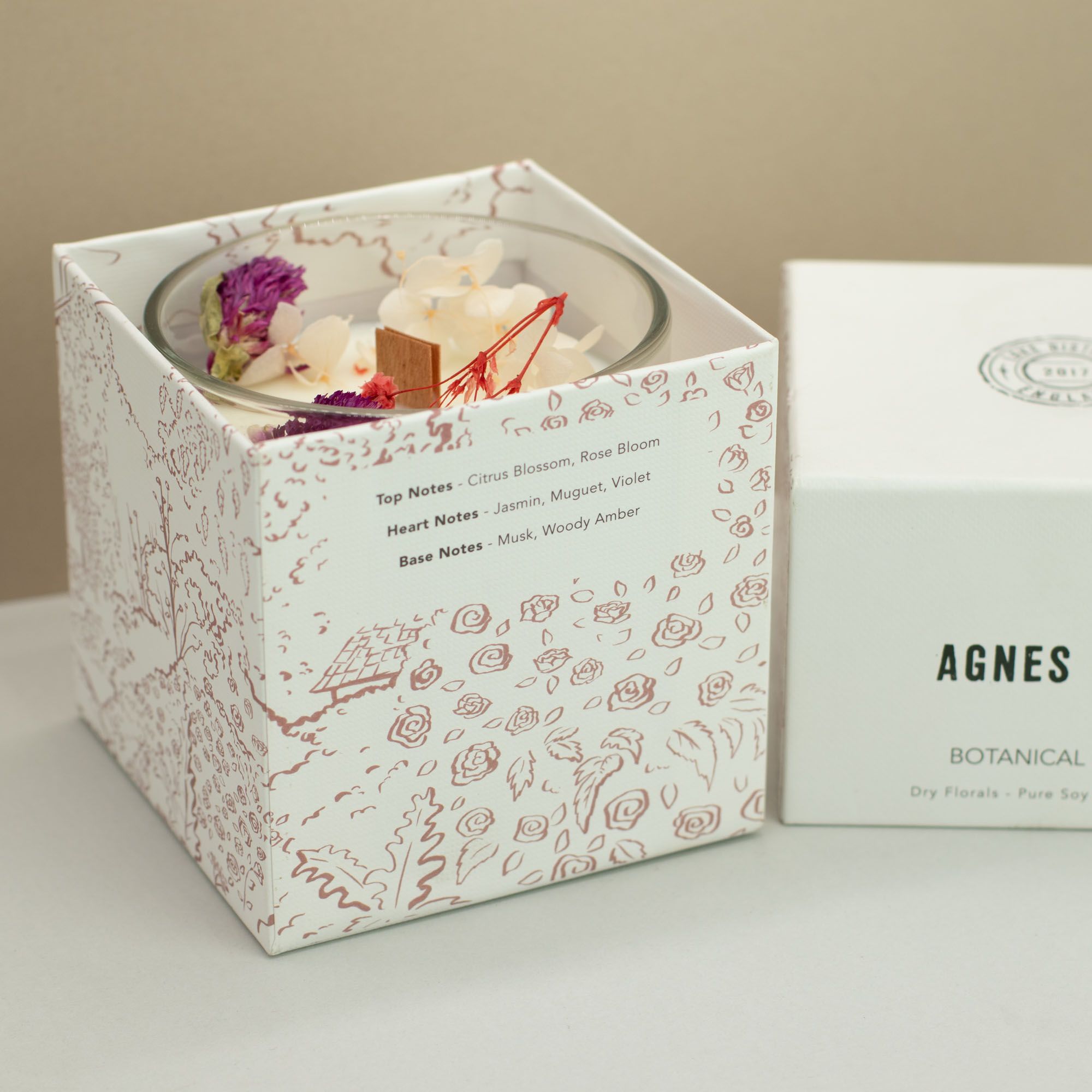 Vela de cera de soja botánica Agnes + Cat - Roses of Sawrey - Imagen 6